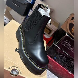 Women’s dr martens Chelsea boots